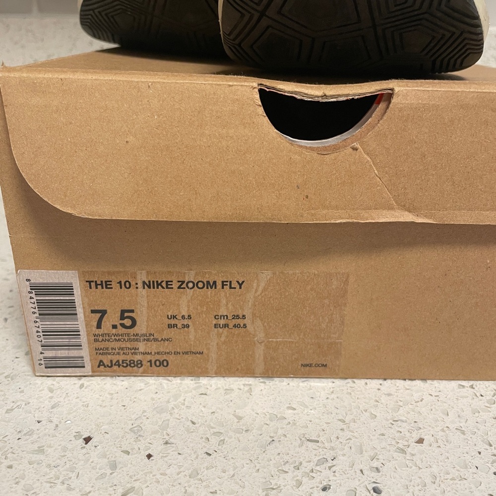 Nike Off-White x Zoom Fly The 10 - Picture 5 of 12